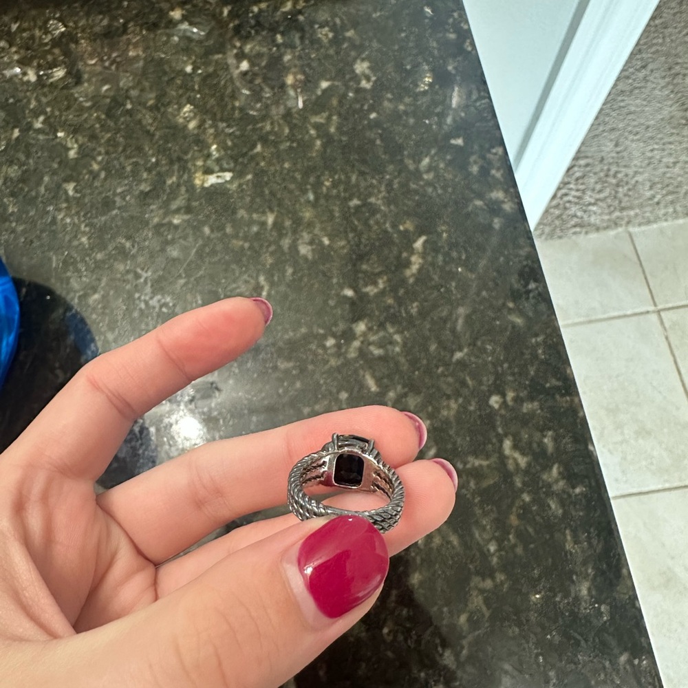 David Yurman Petite Wheaton Ring - Picture 5 of 6